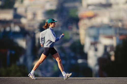 [新聞] 跑步竟然不健康？西班牙專家：快步走健康多了